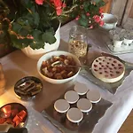 Le Manoir De Benedicte Alojamento de Acomodação e Pequeno-almoço Cahan