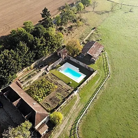 Le Manoir De Benedicte Bed & Breakfast
