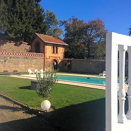 Bed & Breakfast Le Manoir De Benedicte Cahan