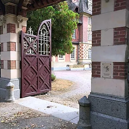 Bed & Breakfast Le Manoir De Benedicte Cahan