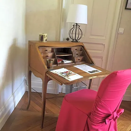 Le Manoir De Benedicte Bed & Breakfast 3*