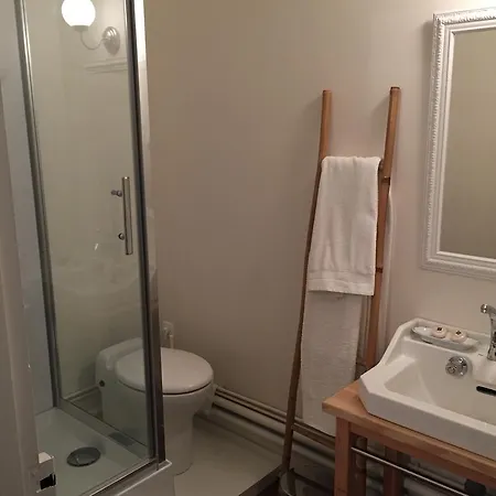 Bed and Breakfast Le Manoir De Benedicte Cahan