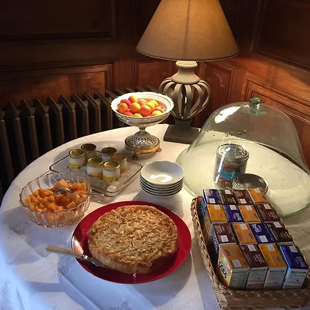 Le Manoir De Benedicte Bed & Breakfast