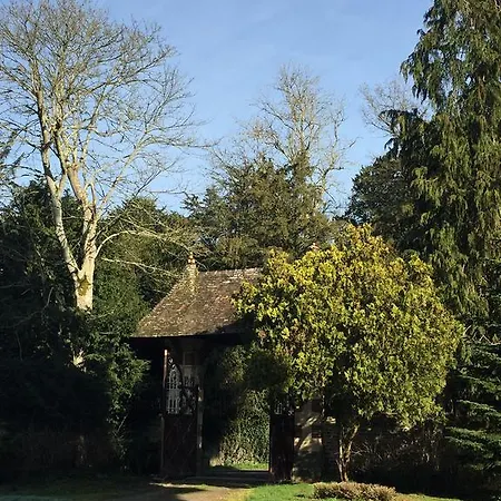 Le Manoir De Bénédicte Bed & Breakfast *