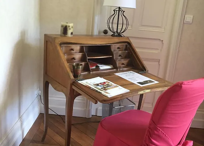 Le Manoir De Benedicte Cahan