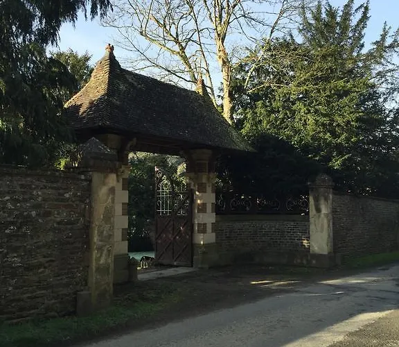 Le Manoir De Benedicte 3* Cahan