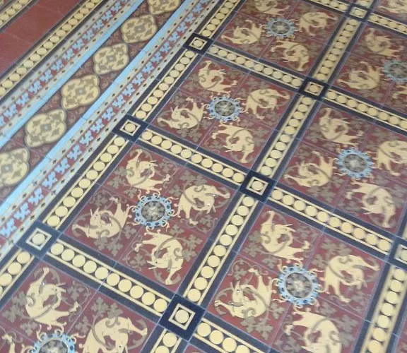 Le Manoir De Bénédicte Bed & Breakfast Cahan