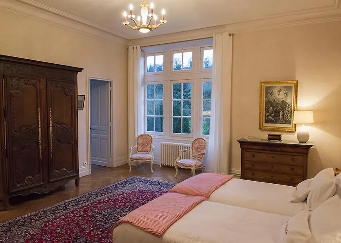 Le Manoir De Benedicte Bed & Breakfast 3*