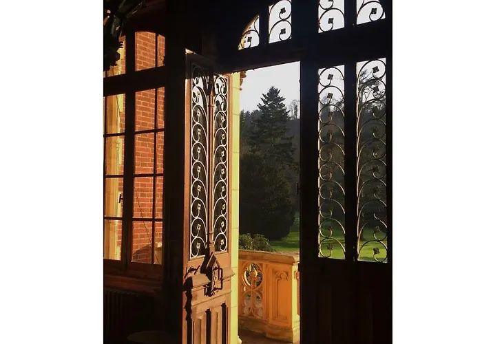 Le Manoir De Benedicte Bed & Breakfast